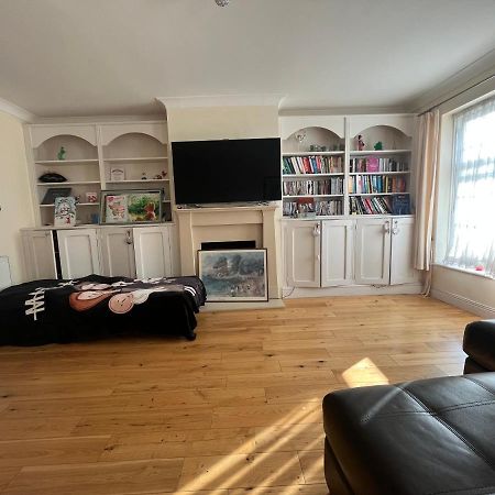 Rooms Close To Wimbledon Tennis London Exterior foto
