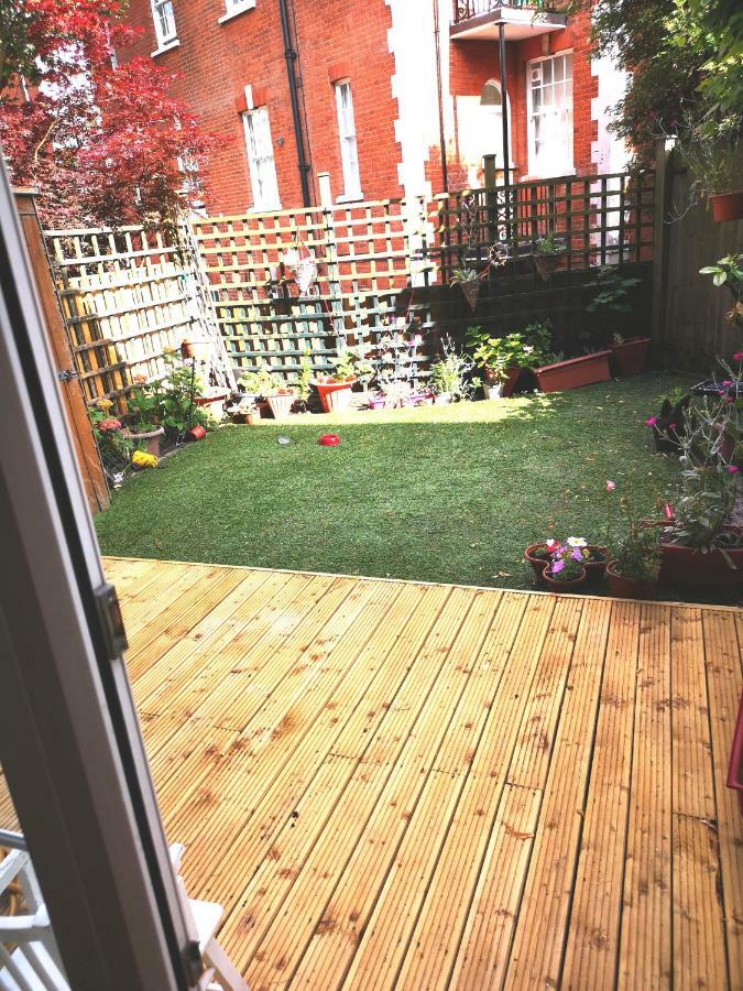 Rooms Close To Wimbledon Tennis London Exterior foto